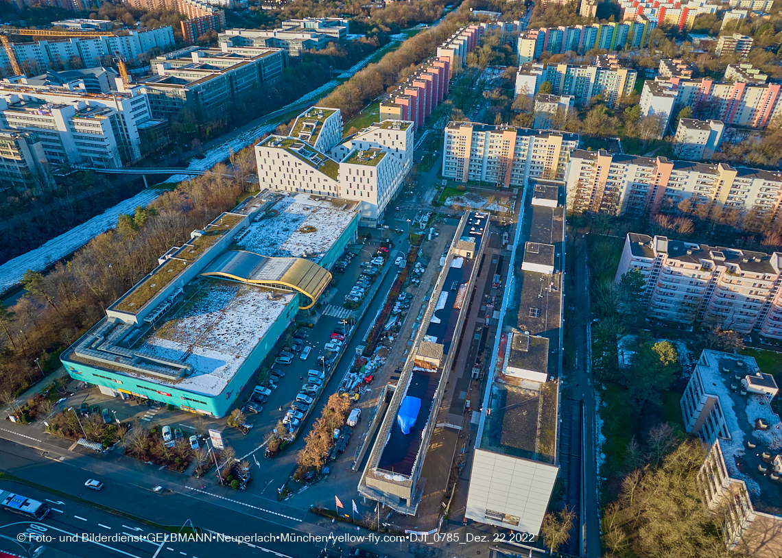 22.12.2022 - Plettzentrum - Rentenversicherung - Ständlerstraße in Neuperlach